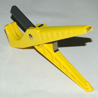 Hose and Pipe Cutter, Spring Loaded, Cuts Up to 1-1/2" Hose and Tubing, Locking